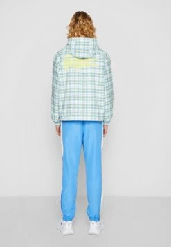 Lacoste Lichte Jas - Flour/Multico -Lacoste 0b7df2d72d9d4423a0aac4851917f72c