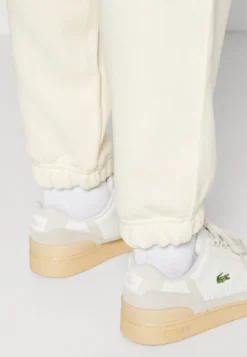 Lacoste Unisex - Trainingsbroek - Lapland -Lacoste 1091a17d3c8f490d8c4433b548d88fd4 scaled