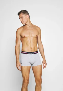 Lacoste 3 Pack - Onderbroeken - Marine/Argent Chine/Rouge -Lacoste 1974c3351c404c54908cd5a7b914c185 scaled