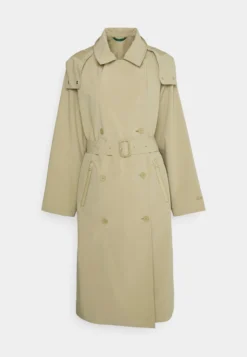 Lacoste Trenchcoat - Lion -Lacoste 1e4834505720459e891b75003bf42df2 scaled