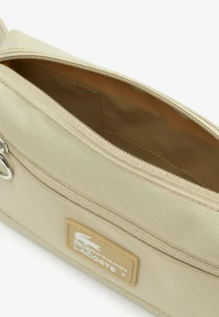 Lacoste Heuptas - Brindille -Lacoste 260a4753c9524b688d6cb6ecbe45a559 scaled