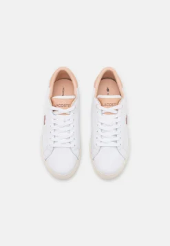 Lacoste Powercourt - Sneakers Laag - White/Light Pink -Lacoste 2a87cd01654044ed8f7c4f63f37fe527 scaled