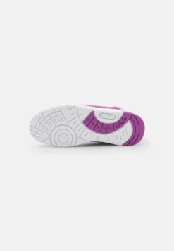 Lacoste T-Clip - Sneakers Laag - White/Purple -Lacoste 349c6dd01e7543318a87e35679cff9e1 scaled