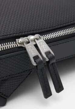 Lacoste Chantaco - Aktetas - Noir 12 Lacoste Chantaco - Aktetas - Noir -Lacoste 35b72180bbec4a6c9d8067dccddf7242