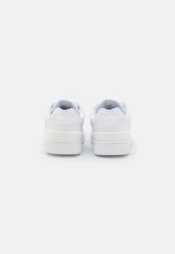Lacoste Sneakers Laag - White -Lacoste 35ea5d07fdfb465089963ce380c608ab scaled