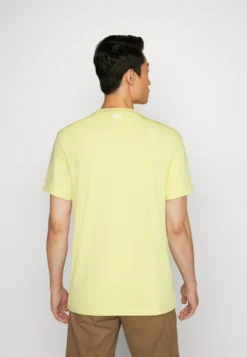 Lacoste Th4191 Kxe - T-Shirt Basic - Yellow -Lacoste 387d006c41844f3c992408f23edaf77a scaled
