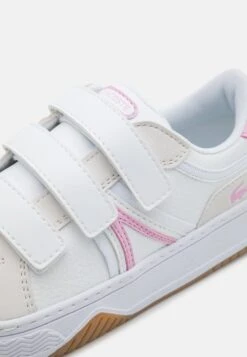 Lacoste Sneakers Laag - White/Pink 11 Lacoste Sneakers Laag - White/Pink -Lacoste 4e4969090e324bbbb89a0189eeef081f