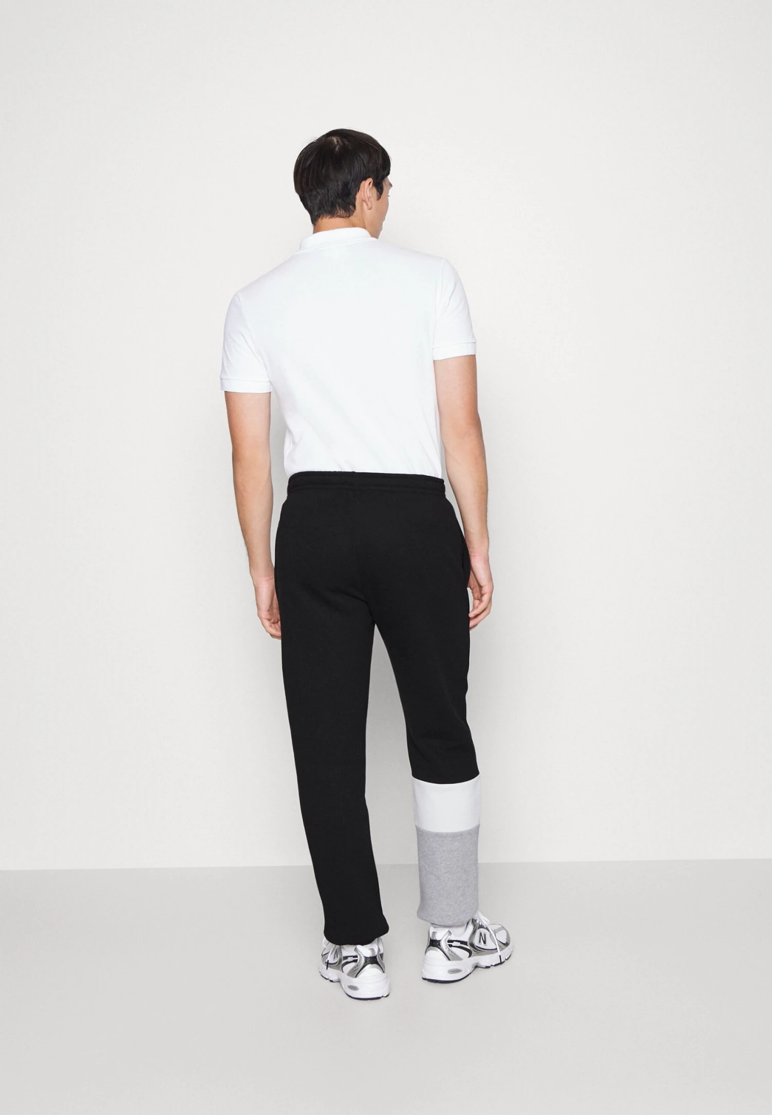 Lacoste Nua - Trainingsbroek - Noir/Blanc/Argent Chine 3 Lacoste Nua - Trainingsbroek - Noir/Blanc/Argent Chine - Afbeelding 3