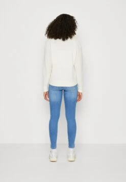 Lacoste Trui - Farine -Lacoste 555b1f3a983847cbbdfb114c5ce93c44