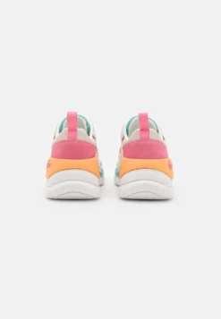 Lacoste Lw2 Xtra- Sneakers Laag - Off White/Pink -Lacoste 5b797332573e455a803009dd67b33c3e scaled