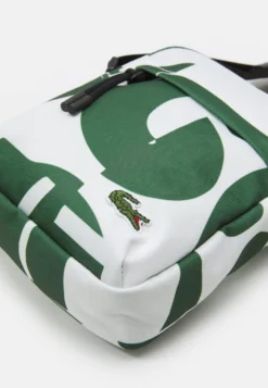 Lacoste Neocroc Seasonal - Schoudertas - Green 7 Lacoste Neocroc Seasonal - Schoudertas - Green -Lacoste 5d0043fe2ea2476d881bda1d926276fd scaled