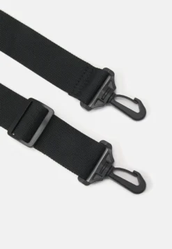 Lacoste Neocroc Unisex - Weekendtas - Noir -Lacoste 674ef5e7840b4f56bfc94a50a655a18a scaled