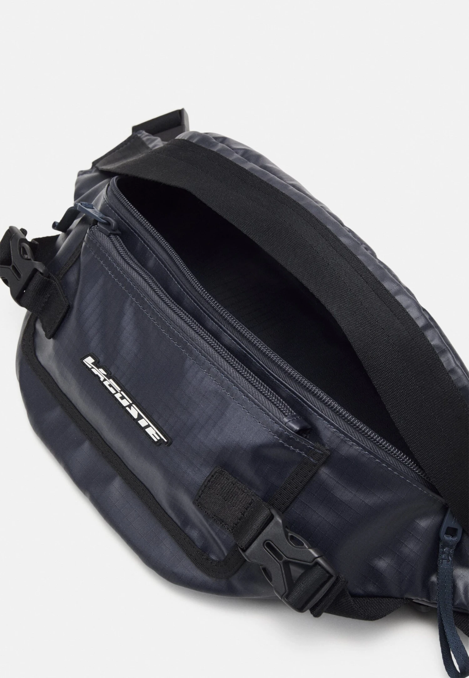 Lacoste Street Balance Unisex - Heuptas - Bleu Nuit Noir 3 Lacoste Street Balance Unisex - Heuptas - Bleu Nuit Noir - Afbeelding 3