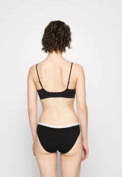 Lacoste 3 Pack - Slip - Black -Lacoste 6ac9c01993604eb3b4592126062d387d