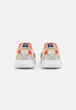 Lacoste Sneakers Laag - White/Orange -Lacoste 6c62a95311fd499f8cd54c4c96e0143f scaled