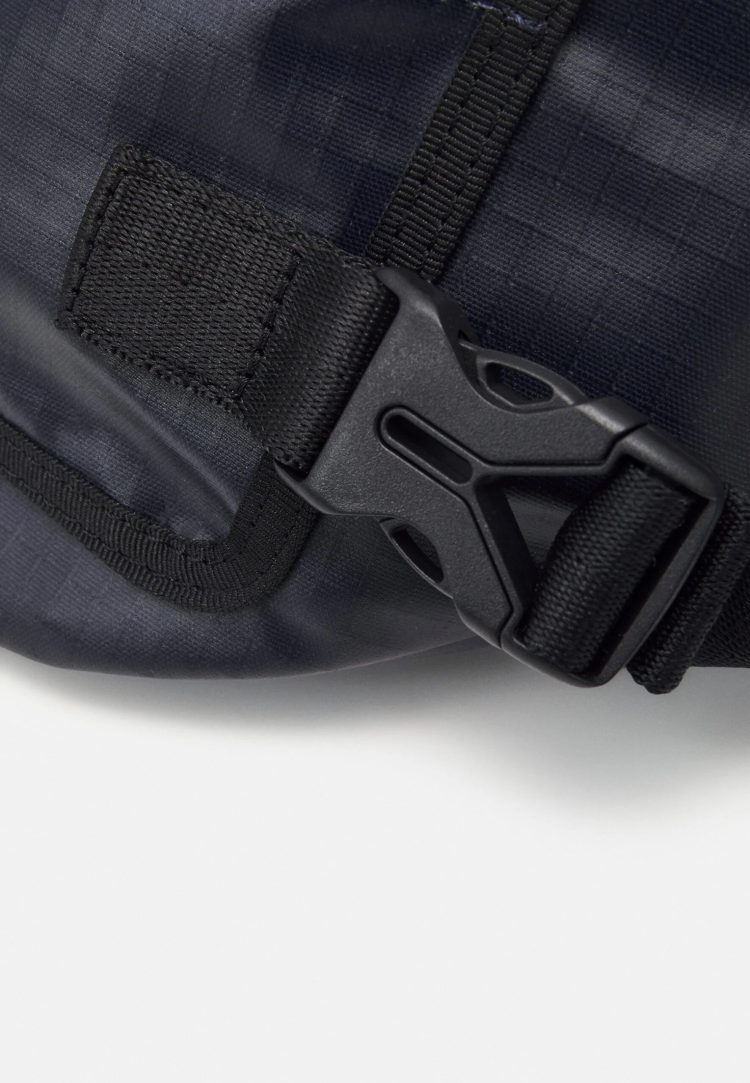 Lacoste Street Balance Unisex - Heuptas - Bleu Nuit Noir 4 Lacoste Street Balance Unisex - Heuptas - Bleu Nuit Noir - Afbeelding 4