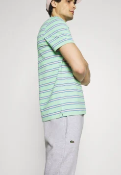 Lacoste Trainingsbroek - Silver Chine -Lacoste 72ce79fa41044105a219107104f98c7b scaled