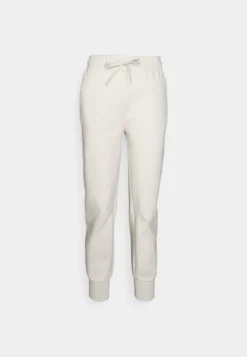 Lacoste Trainingsbroek - Hammam -Lacoste 774dce00682743de9c941a8a1f14b895 scaled