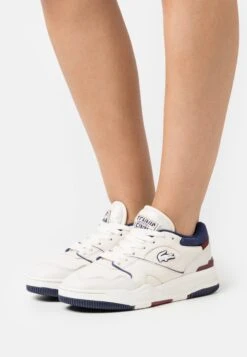 Lacoste Lineshot- Sneakers Laag - Off White/Navy