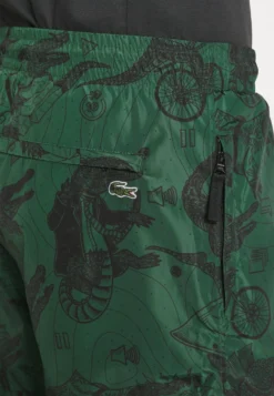 Lacoste X Netflix Unisex - Trainingsbroek - Green/Black -Lacoste 7a7055b5163045558572f7e030f2c4a9 scaled