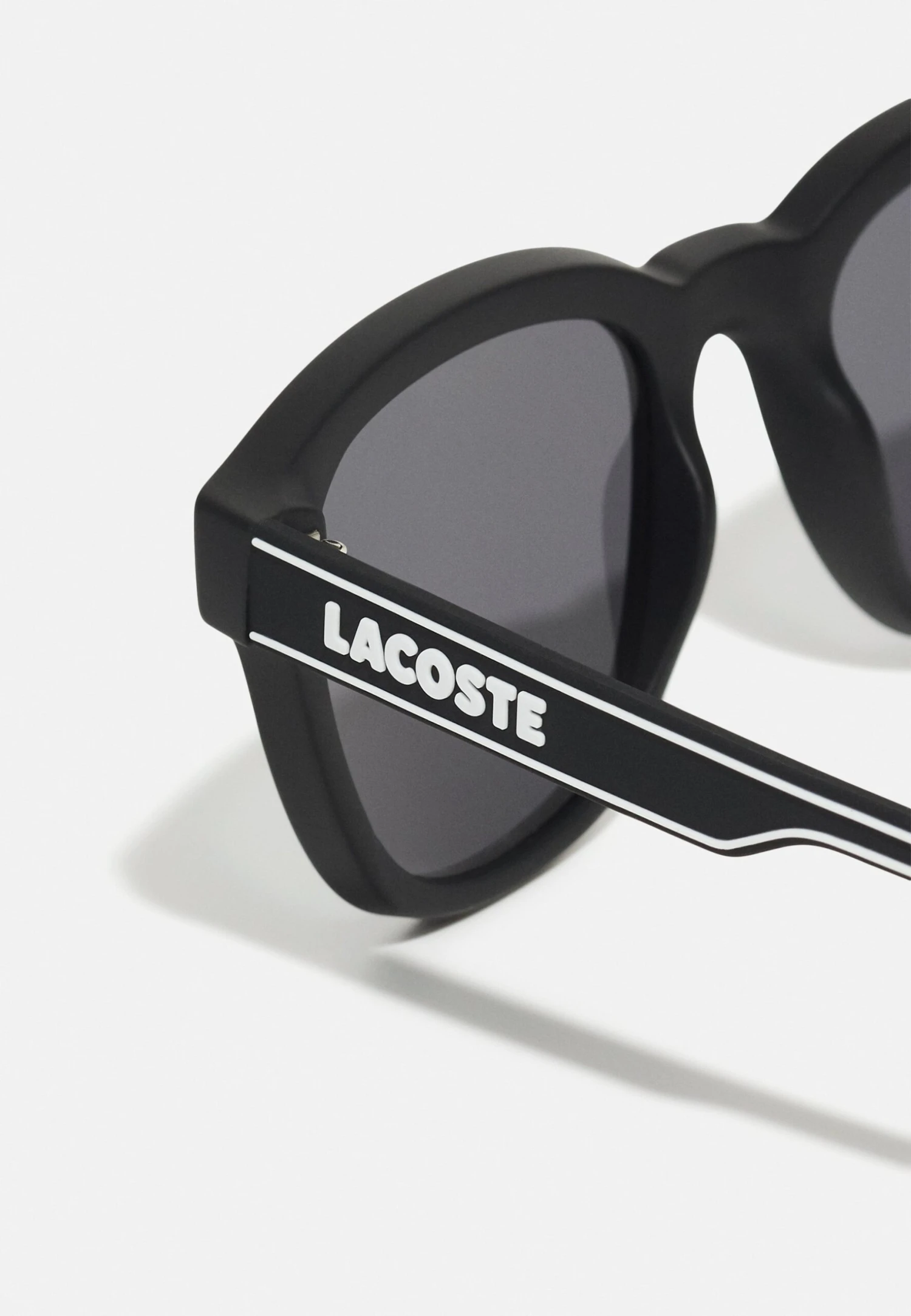 Lacoste Unisex - Zonnebril - Matte Black 5 Lacoste Unisex - Zonnebril - Matte Black - Afbeelding 5
