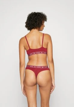 Lacoste Bustier - Julienas -Lacoste 88f3cfcbf0dc452aaffe702d16690a9b