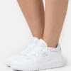 Lacoste Lineshot 223 4- Sneakers Laag - White