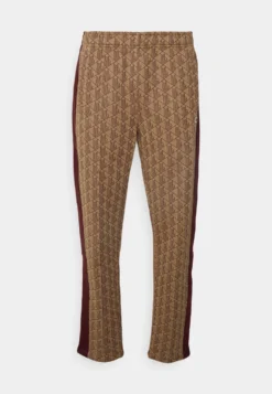 Lacoste Broek - Viennese/Expresso -Lacoste 8f75b23b56f648aa90716766416fdd2d scaled
