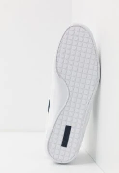 Lacoste Chaymon - Sneakers Laag - White/Navy/Red -Lacoste 8f7b98fab75541da9b1b76e4174db492