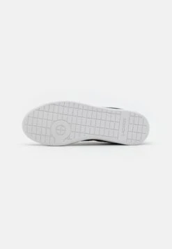 Lacoste Carnaby - Sneakers Laag - Black/White -Lacoste 9077217f04ed4689936d11bd0da2b72a