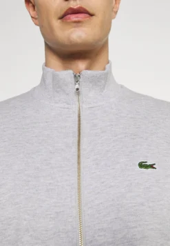 Lacoste Sweater Met Rits - Gris Chine -Lacoste 90809dd85472407b9eab6a6dcdcca24c scaled