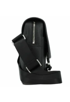 Lacoste Chantaco Messenger 30 Cm - Schoudertas - Noir -Lacoste aa5152fd8ce94a8abe5e1b9e32ab3c8e scaled