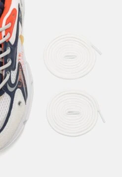 Lacoste Neo- Sneakers Laag - White/Orange -Lacoste b30b9b11405d4fba849fed1f2f3e0bd3