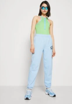 Lacoste X Netflix - Trainingsbroek - Overview -Lacoste ba15a274f6004d3c97958c7a0e64b2dc