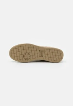 Lacoste Carnaby Piquee - Sneakers Laag - Khaki -Lacoste bcb1acfcb3b74e3ab2ff631174d712ef
