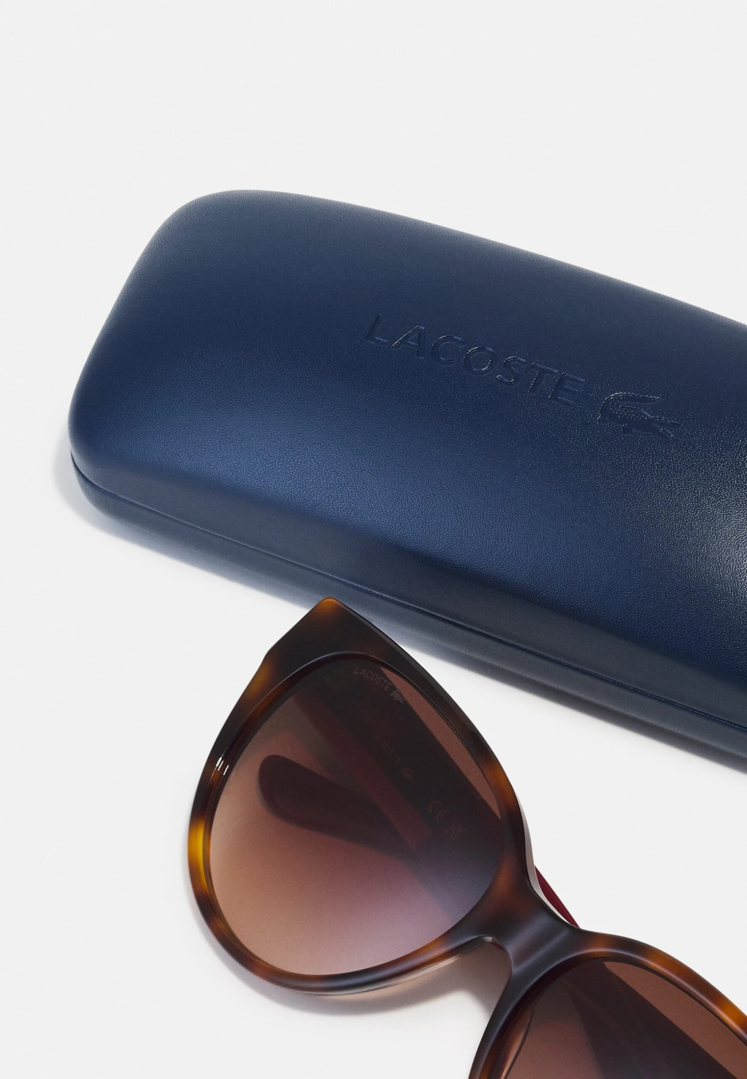 Lacoste Zonnebril - Tortoise 4 Lacoste Zonnebril - Tortoise - Afbeelding 4