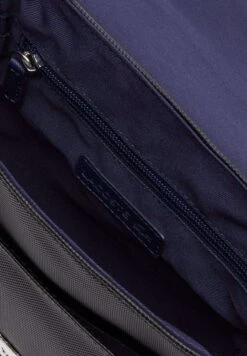 Lacoste Nh2341Hc - Schoudertas - Noir 9 Lacoste Nh2341Hc - Schoudertas - Noir -Lacoste ca48e403c22e4e338975386cfdb35c6f