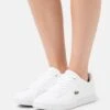 Lacoste Carnaby Evo- Sneakers Laag - White/Light Pink