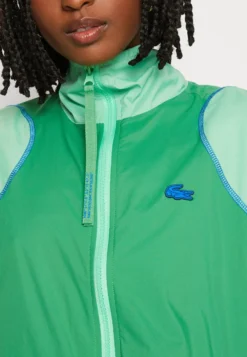 Lacoste Retro Windbreaker - Lichte Jas - Liamone/Tarragon -Lacoste d5a4cc29b9774d5a8d1bdd4a70396a70 scaled