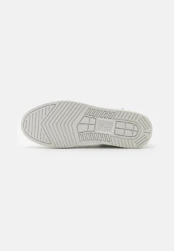 Lacoste Sneakers Laag - White/Black -Lacoste d9564a4238cd41dd996d2c30349a5d31 scaled