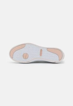 Lacoste Gripshot- Sneakers Laag - White/Light Pink -Lacoste ded7f93cce1847fbab0c63e76d624dd6