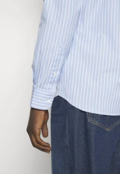 Lacoste Unisex - Overhemd - White/Hellblau -Lacoste dfe3c87cc92644c5bfd7d6216dc7cbfc scaled