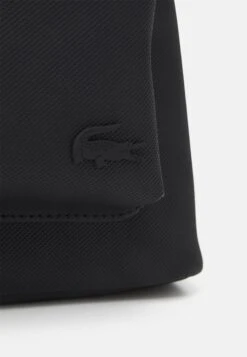 Lacoste Daily Lifestyle Backpack - Rugzak - Noir -Lacoste e5c840d3dad04529b19c134faa9b38a1