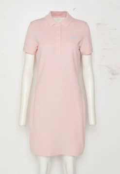 Lacoste Jurk - Light Pink, Light Pink -Lacoste fc28a1e0291345dbb07ed1b7ae453e6f scaled